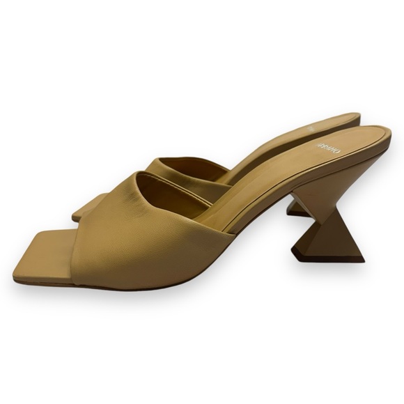 Carrano Beige Square Leather Sandals Triangle Heels Made in Brazil Party Size 10 - Picture 3 of 8